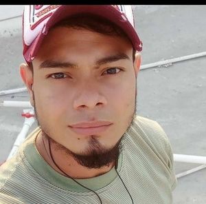 Meet your Posher, Josue